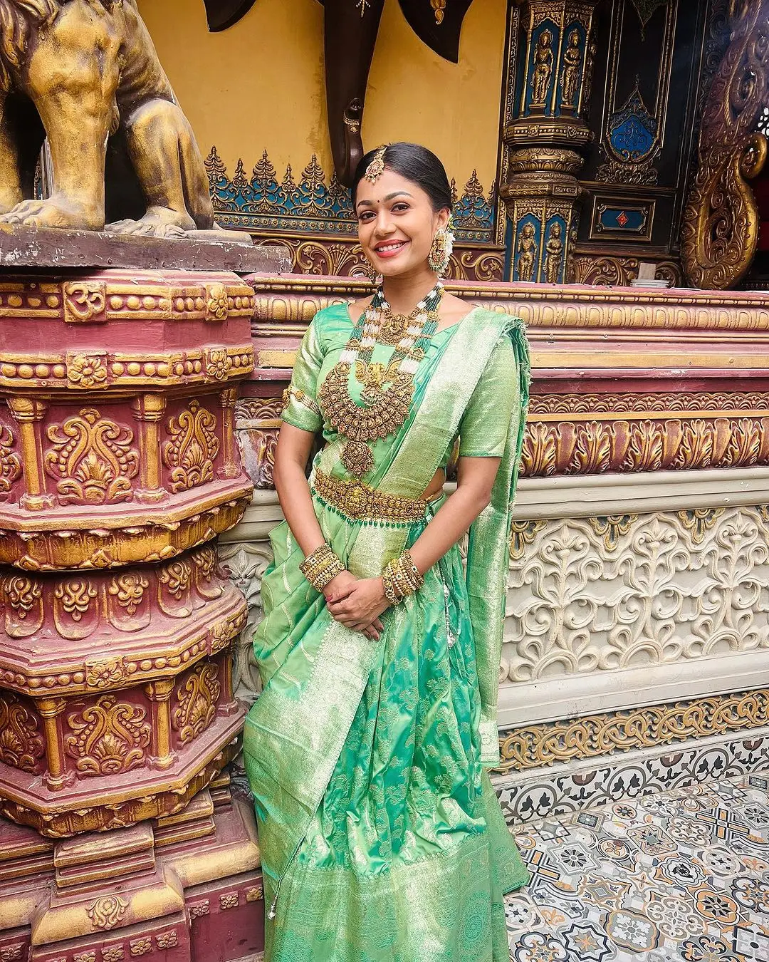 PAYAL RADHAKRISHNA IN BEAUTIFUL JEWLERY GREEN SAREE BLOUSE